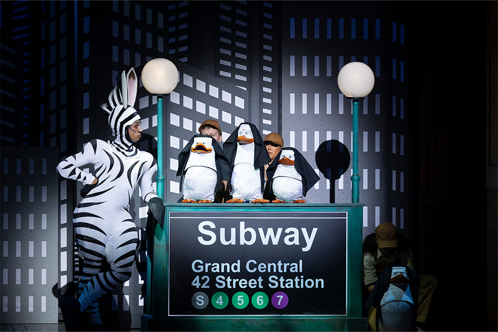 Madagascar stage production scene 5